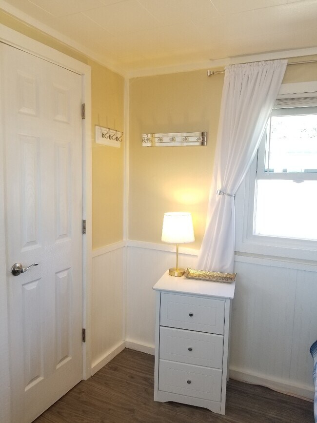 1231 N Superior Ave, Tomah, WI 54660 Apartments in Tomah, WI