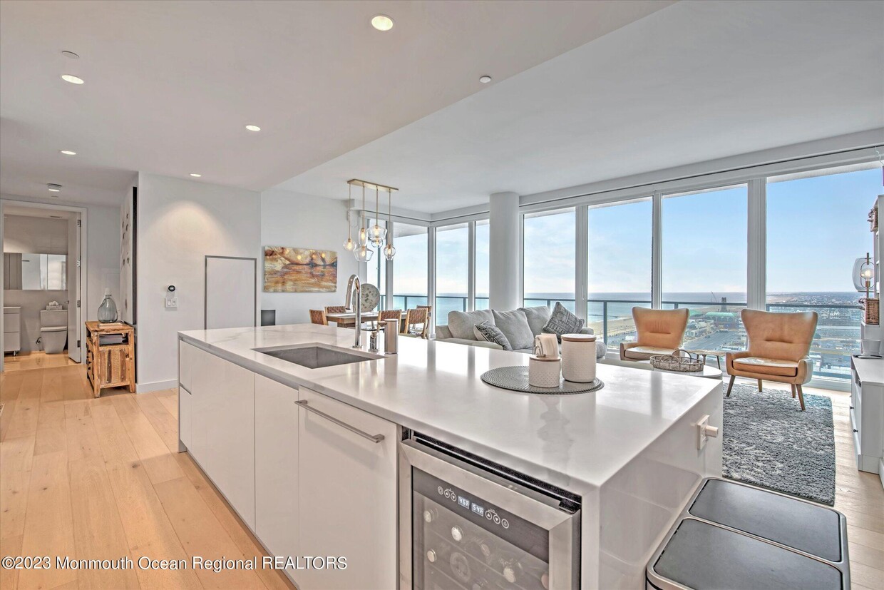 Foto principal - 1101 Ocean Ave