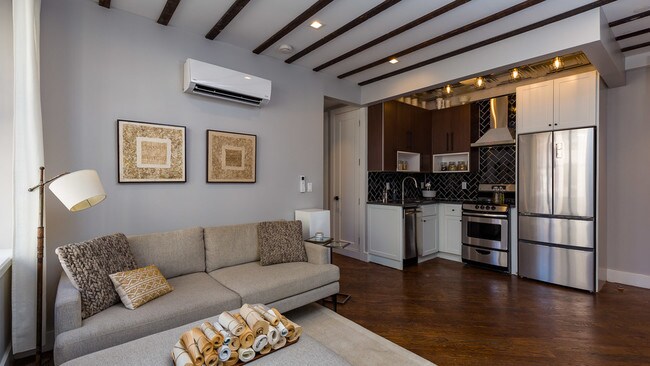 Building Photo - 37 Claver Pl