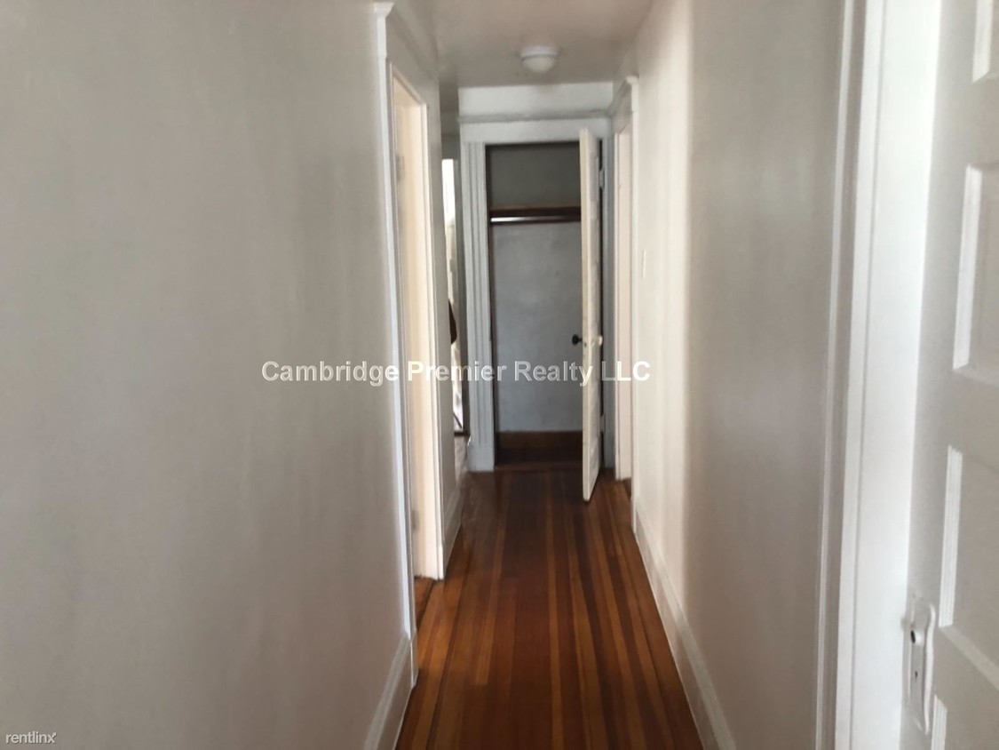Primary Photo - 3 br, 1 bath Apartment - 43 Pearson Ave