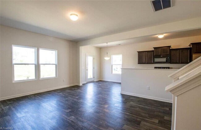 Building Photo - 2227 Owls Nest Trail