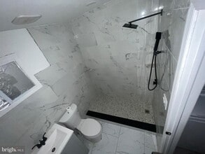 Building Photo - 6413 Buist Ave