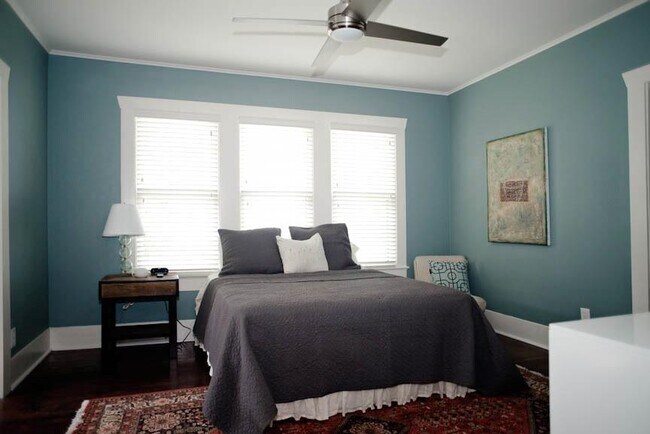 Foto del edificio - 1805 Brackenridge St