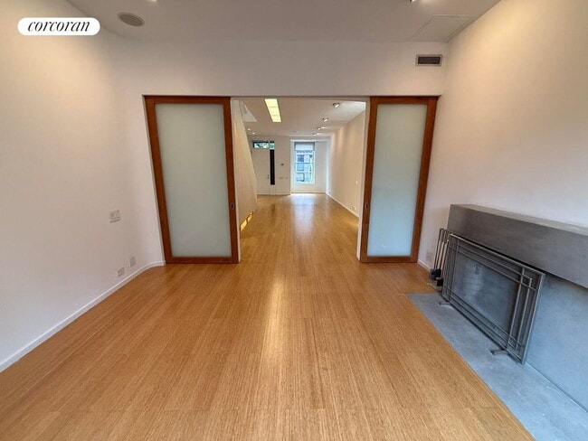 Foto del edificio - 112 W 118th St