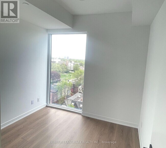 Building Photo - 319 Jarvis St