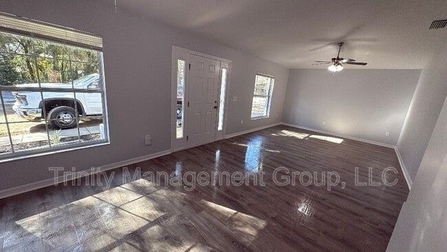 Foto del edificio - 1 Redwood Track Terrace