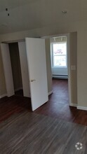 Building Photo - 1710 H St