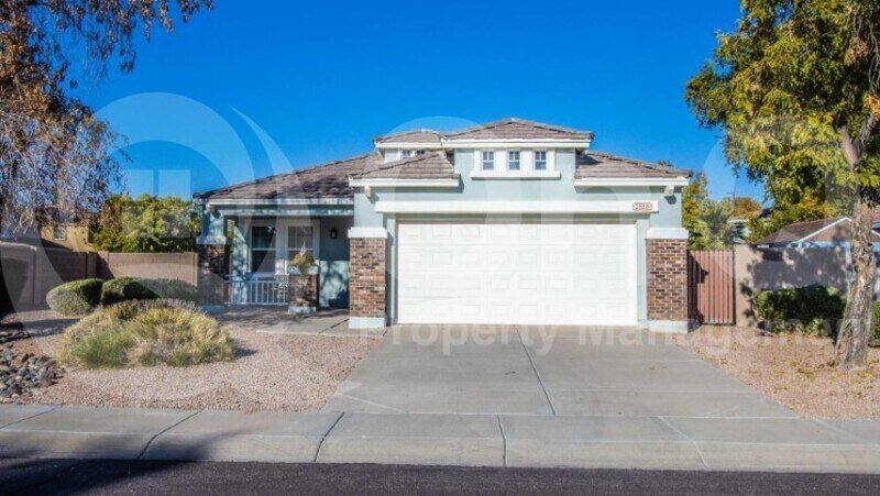 Foto principal - 2588 E Ivanhoe Ct