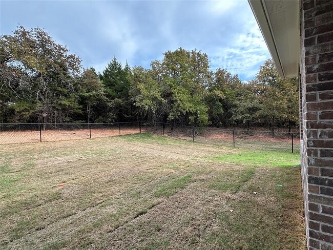 Building Photo - 16951 Lantana Lp
