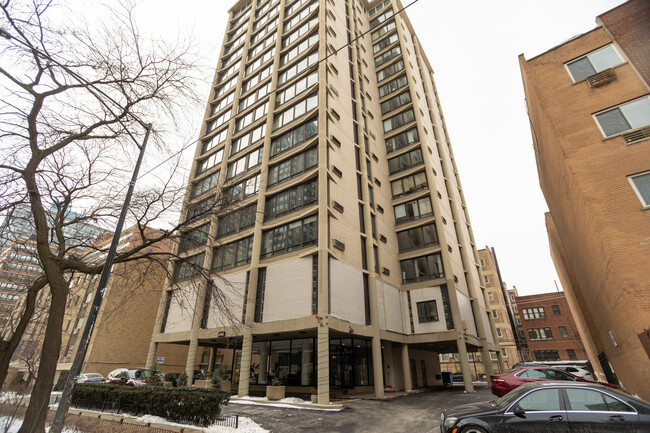 Foto del edificio - 5740 N Sheridan Rd