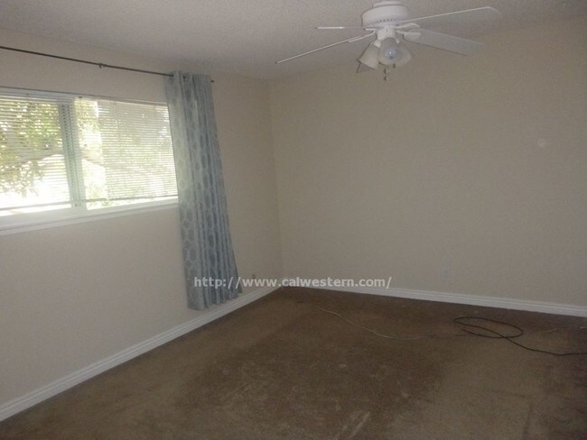 Building Photo - 5394 Palm Grove Ct