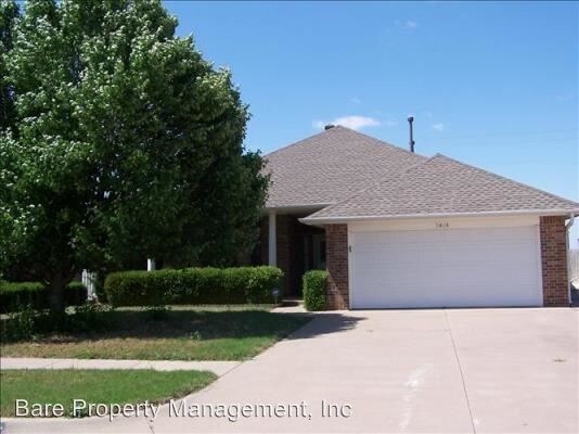 Primary Photo - 3 br, 2 bath House - 3601 Country Club Drive