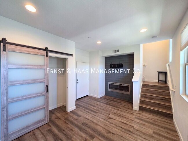 Foto del edificio - 3003 E Pacific Coast Hwy