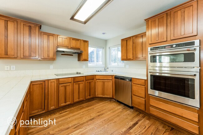 Building Photo - 5625 Saddle Rock Road, Colorado Springs, C...
