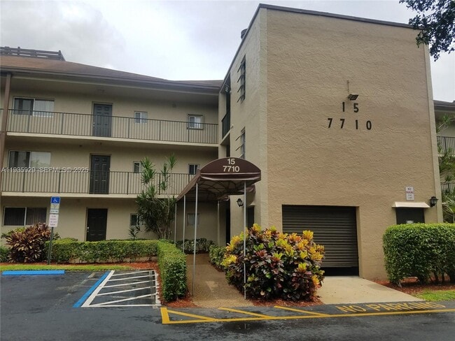 Foto del edificio - 7710 NW 50th St