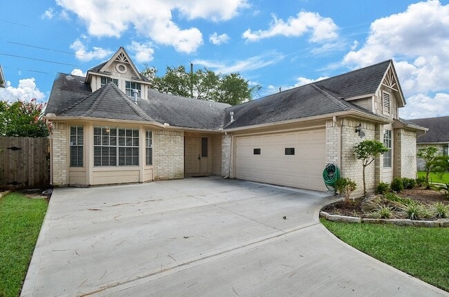 Building Photo - 12722 Ashford Brook Dr