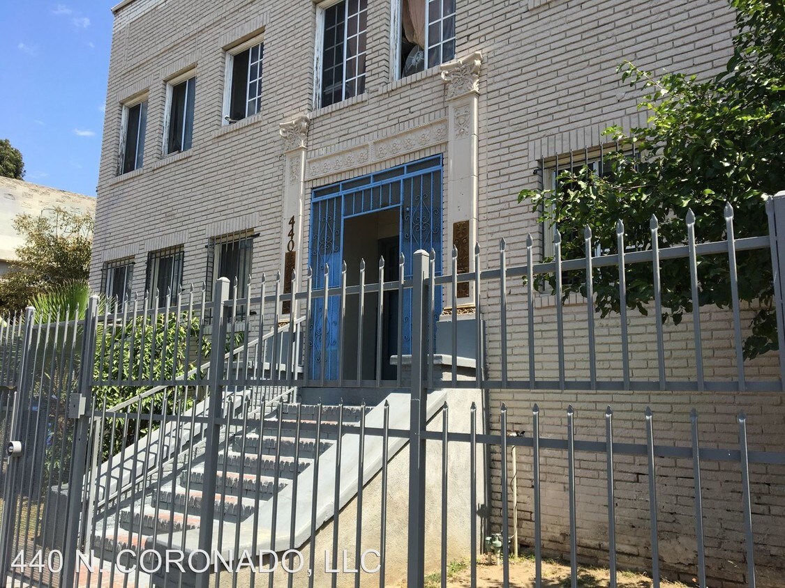 Building Photo - 440 N Coronado St