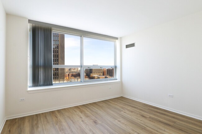 Foto del edificio - 807 Davis St