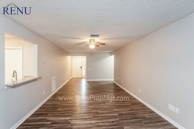 Building Photo - Spring Special: 1/2 off your first month! ...