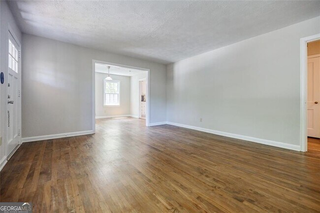 Foto del edificio - 1716 Beacon Hill Blvd NE