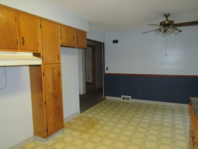Building Photo - Lovely 3BD Ranch Home!