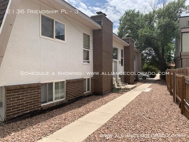Building Photo - 2136 Friendship Pl