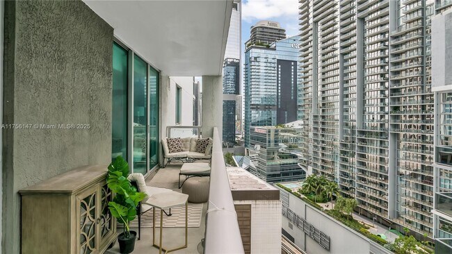 Foto del edificio - 55 SE 6th St