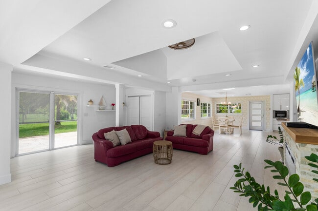 Foto del edificio - 5516 Colbright Rd