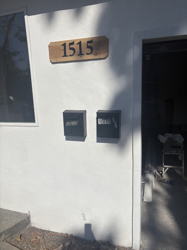 Primary Photo - 1515 Bristol Ave