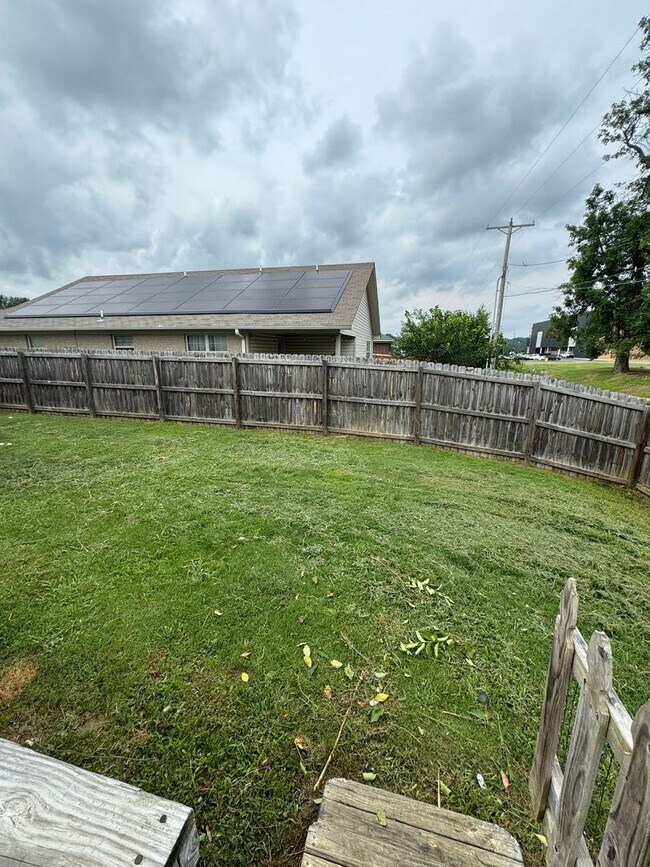Building Photo - 42 Robbye Ln