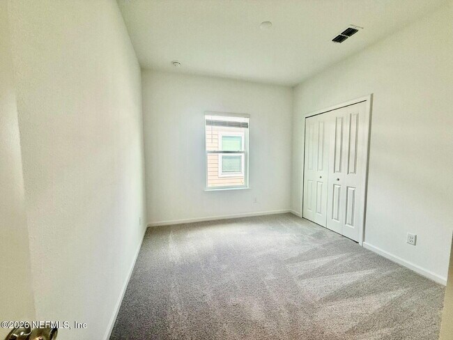 Foto del edificio - 3016 Raven Trce