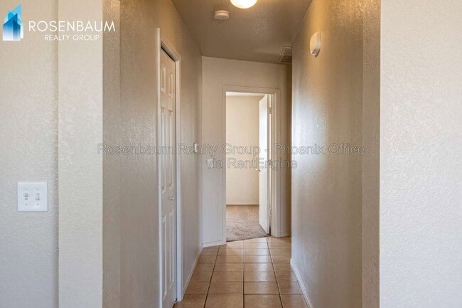 Building Photo - 13295 S Durango Rd