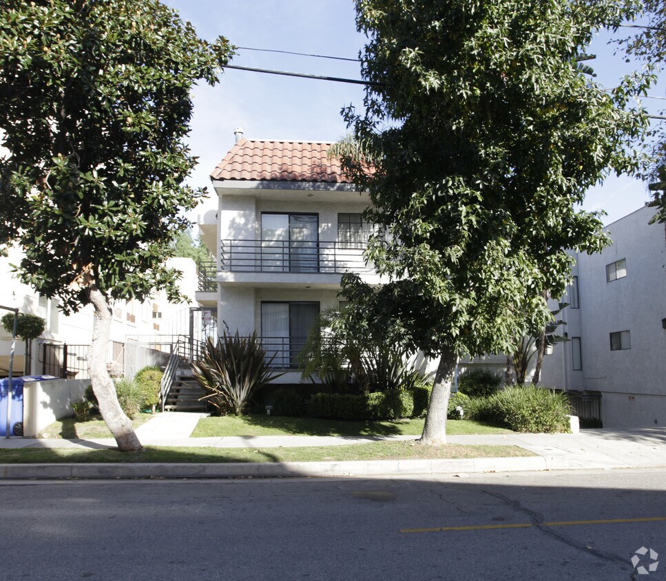 Foto del edificio - 4220 Arch Dr