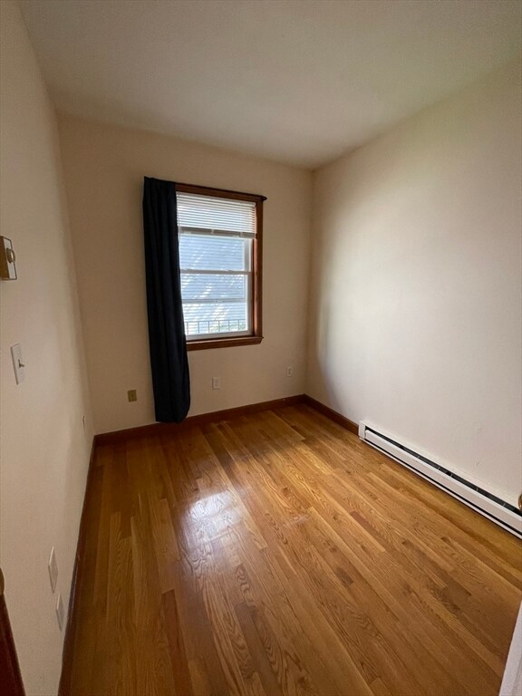 Foto del edificio - 204 H St
