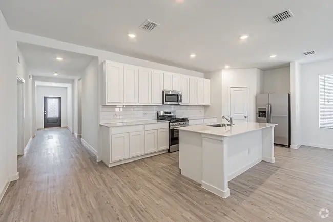 Building Photo - 1357 Rockwell Dr