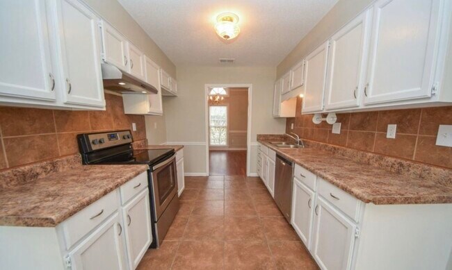 Foto del edificio - 7347 Kingsland Dr