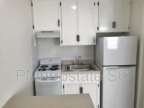 Building Photo - 201 Chandler Dr