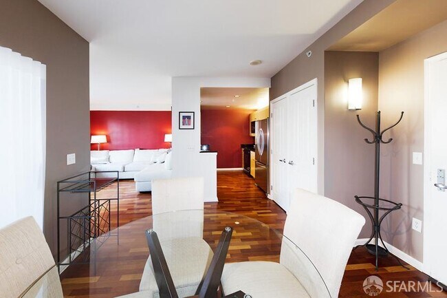 Foto del edificio - 140 Van Ness Ave