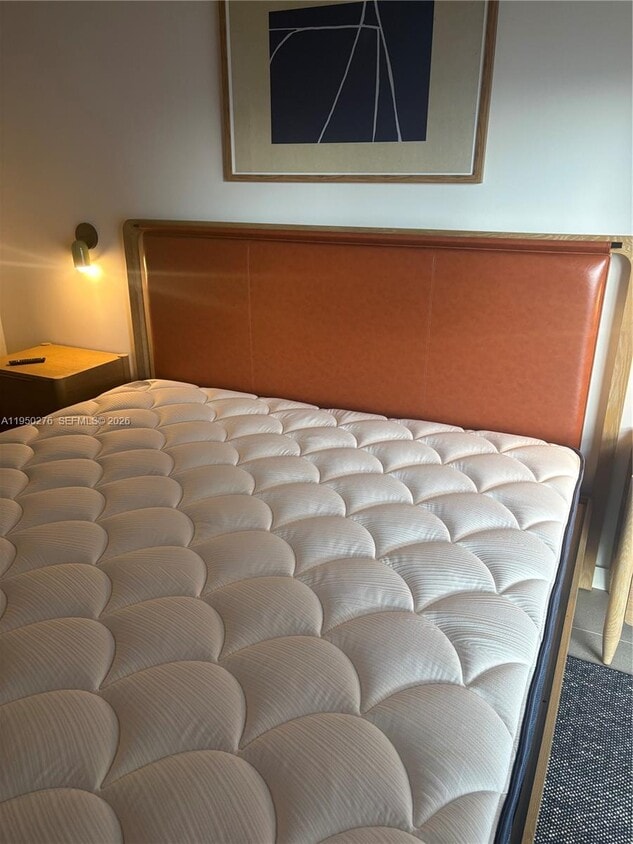 Building Photo - 11 NE 6th St