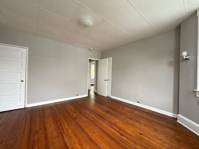 Foto del edificio - 2604 Hamilton Ave