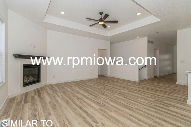Building Photo - NEW CONSTRUCTION!! 4 Bed, 3 Bath Home in Urbandale