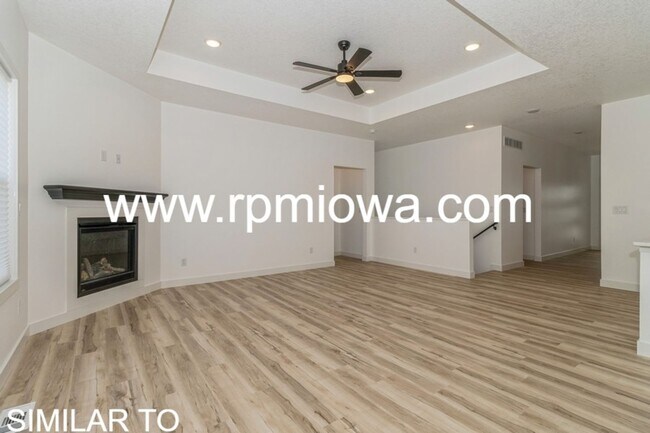 Foto del edificio - NEW CONSTRUCTION!! 4 Bed, 3 Bath Home in Urbandale