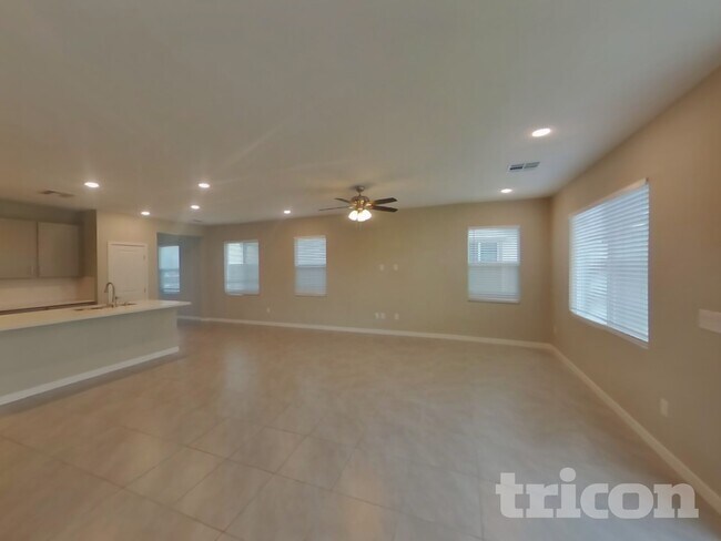 Foto del edificio - 6726 Palmer Crst St