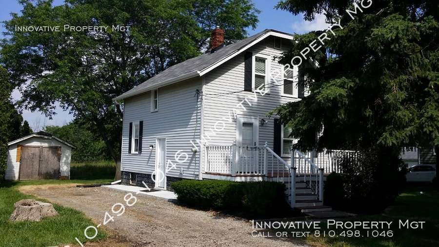 Primary Photo - 3 bedroom, 1 bath home in Flint Township.