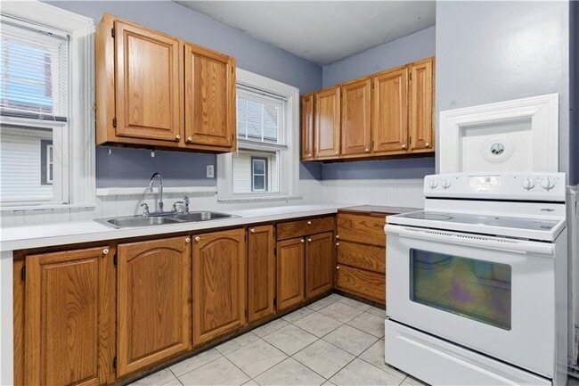 Foto del edificio - 63 Park Ave