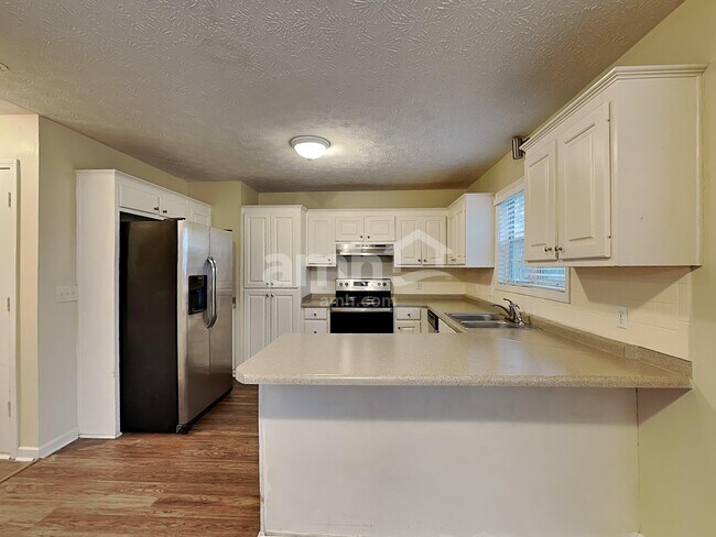 Foto del edificio - 445 Allens Landing Ct