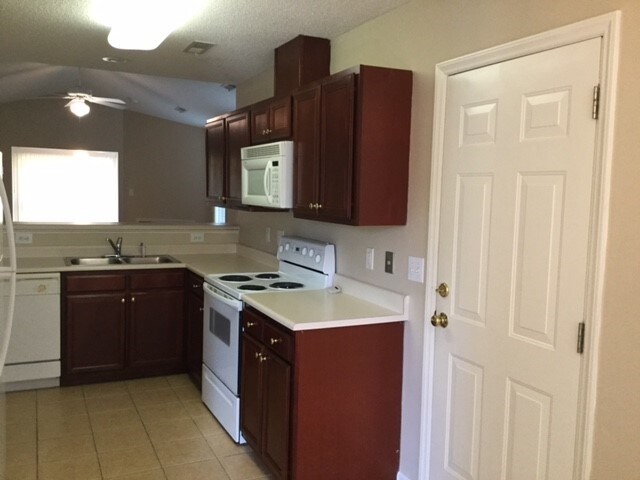 Foto del edificio - 155 Bristol View Cir