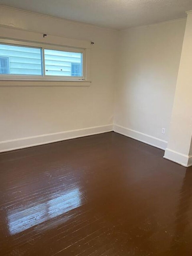 Foto del edificio - 714 N Metcalf St