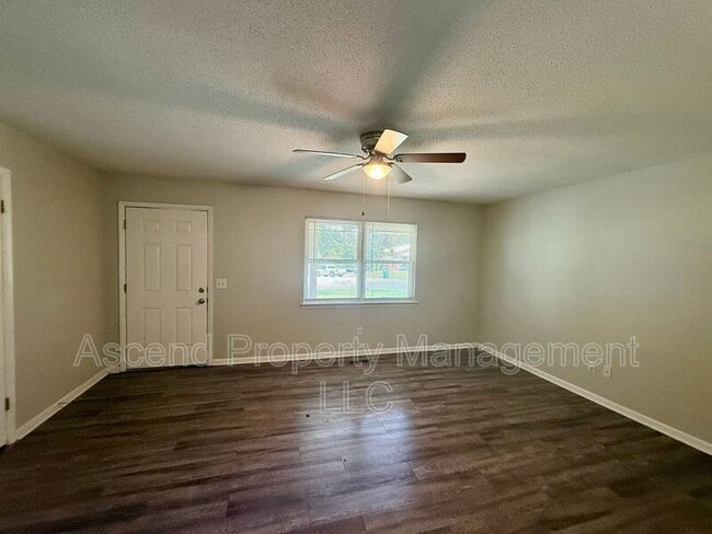 Building Photo - 5080 Shoals Ln