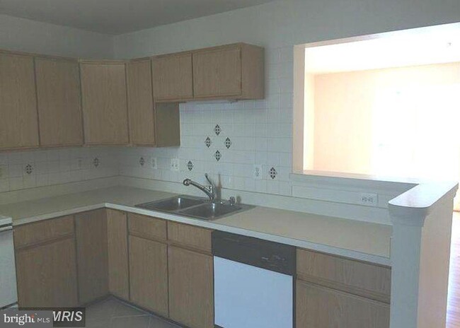 Building Photo - 13537 Hayworth Dr